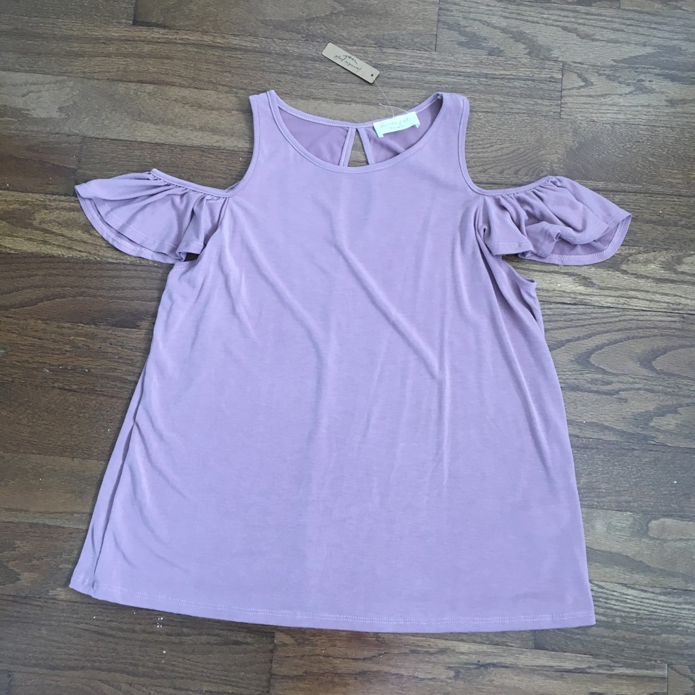 NWT cold shoulder top